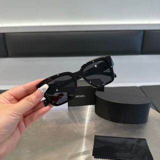 PRADA 普拉達墨鏡64240257104641110