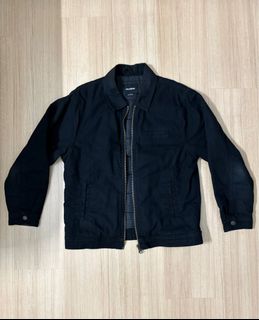 (Category: ) located in . Submitted by weilileong09261 (Listing ID 1399573982, Image 1). Description: .
