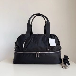 Real&new lululemon City Adventurer travel bag Tote bag 斜孭袋 側孭袋 旅行袋24964235022068995110