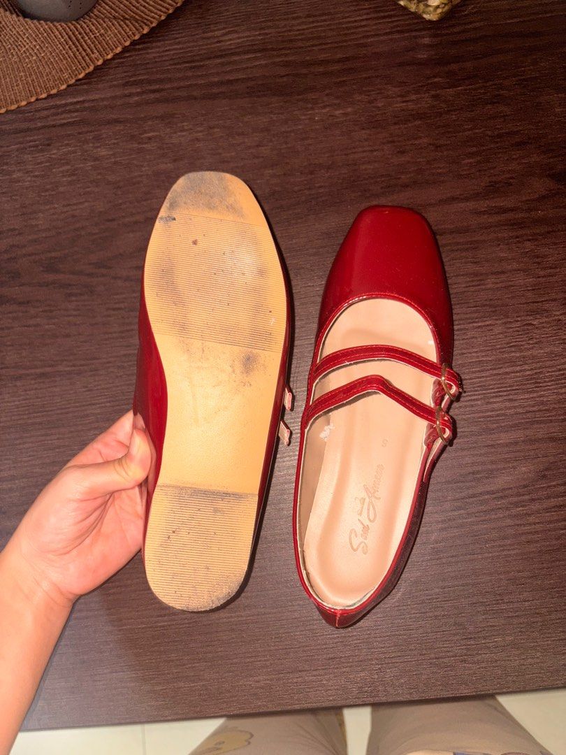 Red Mary Jane Shoes (Category: Flats & Sandals) located in Quezon City. Submitted by phil1997 (Listing ID 1399476754, Image 2). Description: Glossy Red Mary Jane shoes Size 5 Worn only twice .