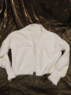 白色毛茸茸針織外套s64241107629443110