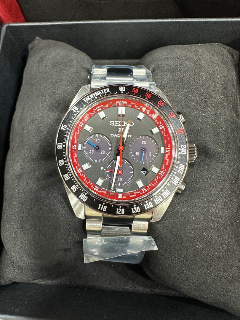 Seiko Speedtimer SSC957 (Category: Luxury Watches) located in Manila. Submitted by seikowatchfactory (Listing ID 1399486320, Image 2). Description: BNIB 10/10 Model: SSC957 Price: 52000 Specifcations: Case Material: Stainless Steel Case Diameter: 41.4mm Case Thickness: 13mm Lug-to-lug: 45.9mm Curved Sapphire Crystal Anti-reflective coating on inner surface Lumibrite on hands and index(es) Three fold clasp with push button release Caliber V192 Sol