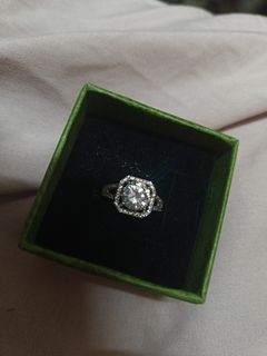 銀色配白色寶石戒指64233657442947110