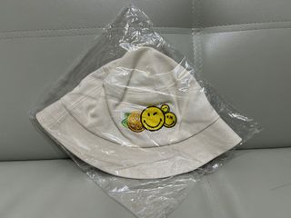 Smiley World Bucket Hat64244114614403110