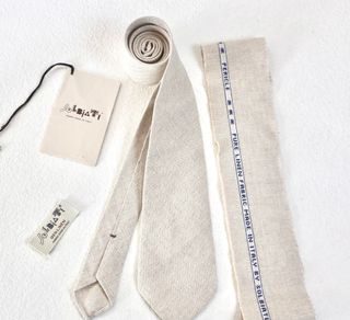 (Category: ) located in . Submitted by brandedclassicwearfabrics (Listing ID 1399576284, Image 1). Description: .