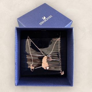 Swarovski Nice羽毛鏈墜 玫瑰金64237769092738110