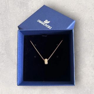 Swarovski Stone Round Ring 吊墜頸鏈64240106726147110