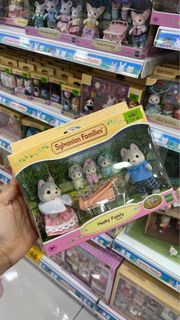 (Category: ) located in . Submitted by sylvanian_pre (Listing ID 1399496325, Image 1). Description: .