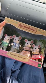(Category: ) located in . Submitted by sylvanian_pre (Listing ID 1399495813, Image 1). Description: .