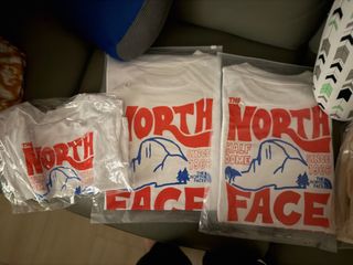 The North Face 白色短袖T恤64242313643523110