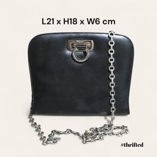(Category: ) located in . Submitted by chicfinds4lesssg (Listing ID 1399604499, Image 1). Description: .