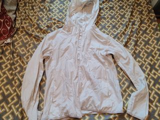 Uniqlo 防風外套 S 碼64240259259011110