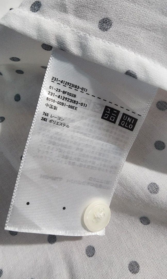 Uniqlo Rayon Longsleeves (Category: Longsleeves) located in Bulacan. Submitted by tchrdeclutters (Listing ID 1399602478, Image 3). Description: 3 for 800.