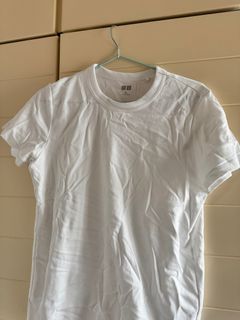 Uniqlo 白色圓領短袖T恤64236319910275110