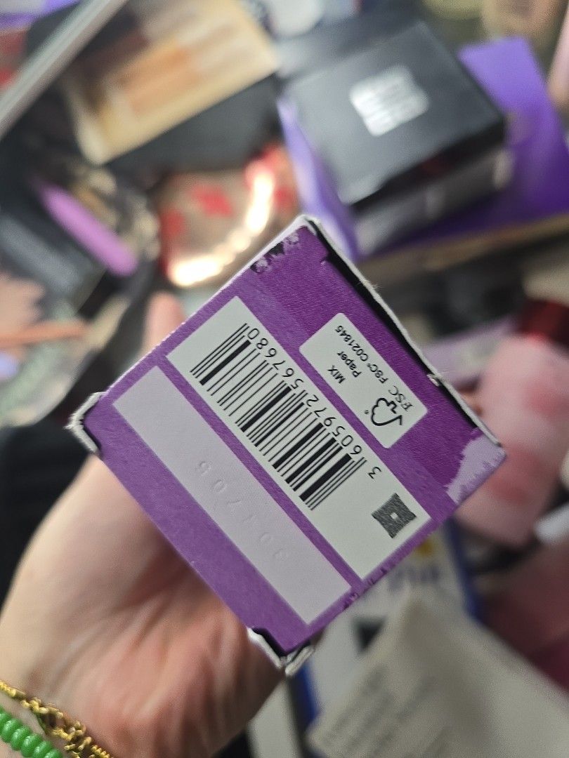Urban decay all nighter setting spray full size (Category: Makeup) located in Mandaluyong City. Submitted by micaaas (Listing ID 1399463140, Image 2). Description: rfs: decluttering, also switched brands for my setting spray.