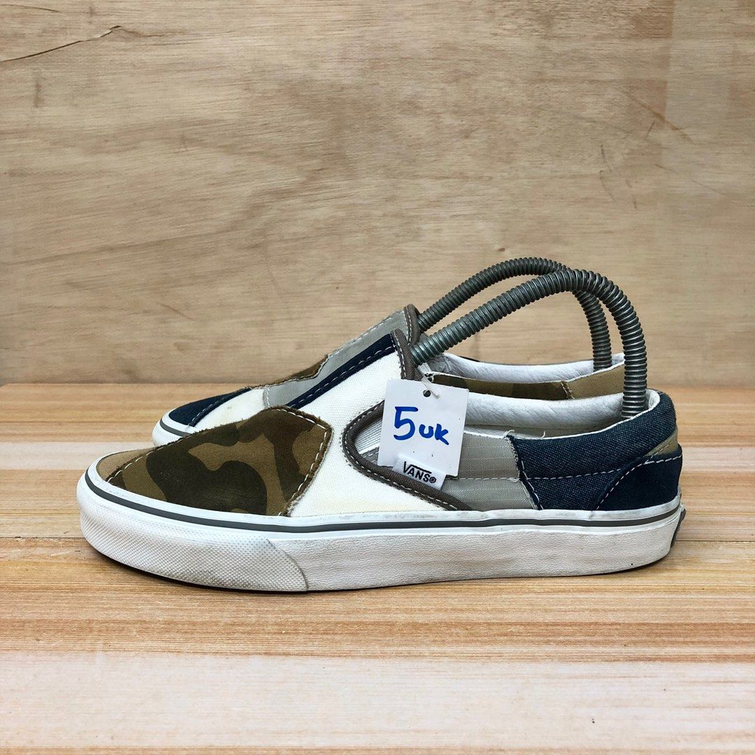 Vans Patchwork Slip On (Category: Sneakers) located in Kota Bharu. Submitted by jims.store.bundle (Listing ID 1399520529, Image 3). Description: Vans Patchwork Slip On Size 5uk Made in China Postage RM10 SM / RM15 SS Okt/25.