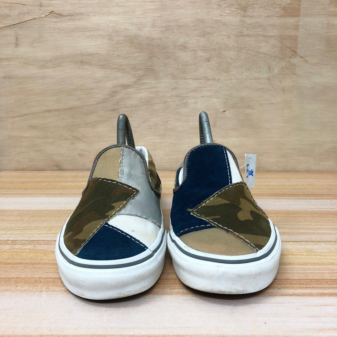 Vans Patchwork Slip On (Category: Sneakers) located in Kota Bharu. Submitted by jims.store.bundle (Listing ID 1399520529, Image 2). Description: Vans Patchwork Slip On Size 5uk Made in China Postage RM10 SM / RM15 SS Okt/25.