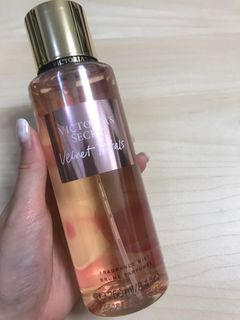 Baoshunfeng 💌 Victoria Secret Fragrance Mist 250ml64241108642179110