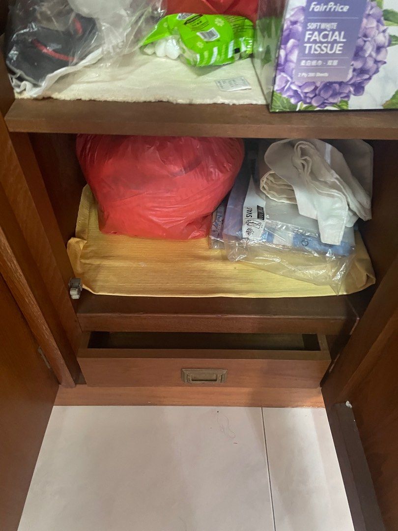 Wardrobe (Category: Shelves, Cabinets & Racks) located in Singapore. Submitted by tlc112233 (Listing ID 1399449021, Image 3). Description: Wardrobe Height 182cm Depth 59cm Width 153cm Please arrange your own pick up. Cash only. Will provide pick up location. .