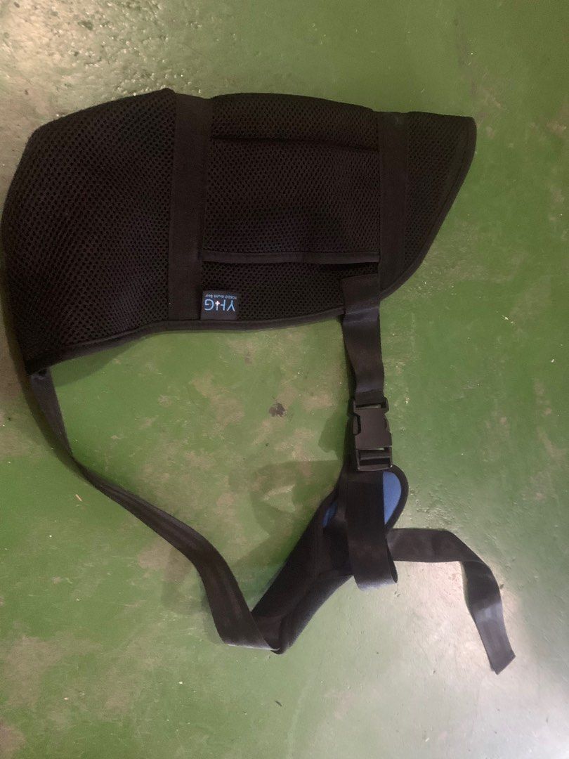 Y+G Back Support (Category: Braces, Support & Protection) located in Angeles City. Submitted by jnwsurplus (Listing ID 1399514525, Image 2). Description: - Black mesh design for breathability and comfort. - Adjustable straps and buckle for a secure fit. - Provides lumbar support. - Features the Y+G logo..