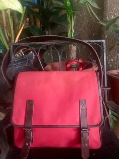 (Category: ) located in . Submitted by mj_luxuries_bags_and_stuff (Listing ID 1399553338, Image 1). Description: .