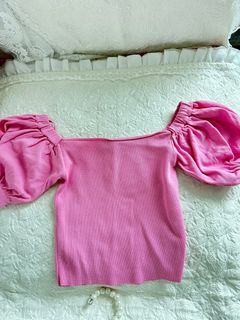 ZARA 粉色泡泡袖上衣 M碼64235021054722110