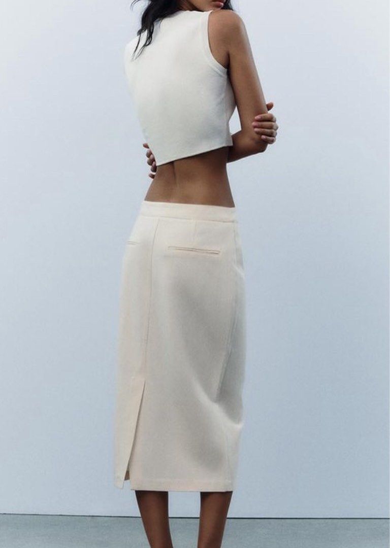 Zara Off White Knit Crop Top (Category: Sets or Coordinates) located in Cavite. Submitted by bg0407 (Listing ID 1399620075, Image 2). Description: - Zara off white / cream-colored knit cropped top - sleeveless, round neck - perfect basic - super good quality material - 10/10 condition barely worn Helping tags Princess Polly, Glassons, Beginning Boutique, Hello Molly, Peppermayo, Tiger Mist, White Fox Boutique, Meshki, PrettyLittleThing, Nasty Gal
