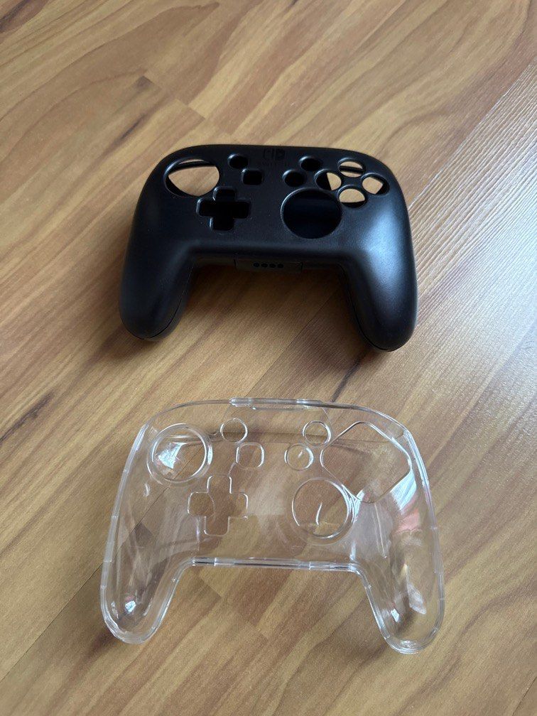 2 used Switch pro controller case (Category: Cases & Covers) located in Johor Bahru. Submitted by jbfashionshop (Listing ID 1399648579, Image 1). Description: .