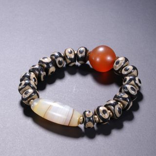 幸運多宝 老鉱瑪瑙 玉化 風化紋 梵字真言 三眼 宝瓶天珠 組み合 ブレスレット 100+ 件瑪瑙天珠出售| 收藏品及紀念品| Carousell Hong Kong