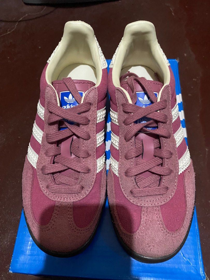 Adidas Gazelle Pink Cloud White (Category: Sneakers) located in Caloocan City. Submitted by michdeclutter (Listing ID 1399679489, Image 2). Description: Size 36 Used twice Bought 3k+ Good as new with box included All posted are actual photos Oem .