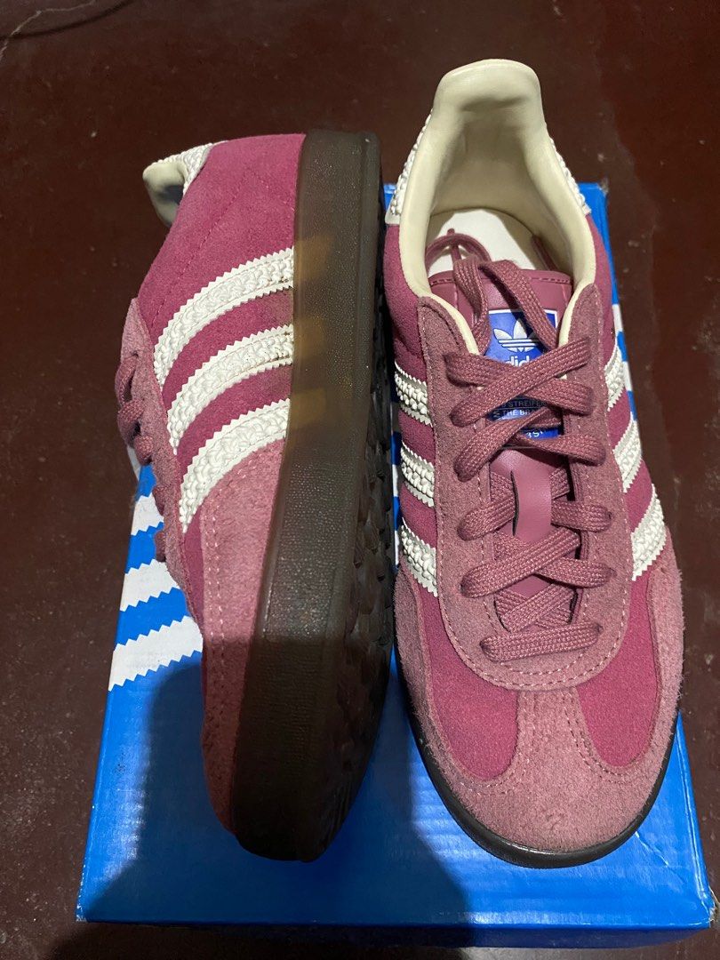 Adidas Gazelle Pink Cloud White (Category: Sneakers) located in Caloocan City. Submitted by michdeclutter (Listing ID 1399679489, Image 3). Description: Size 36 Used twice Bought 3k+ Good as new with box included All posted are actual photos Oem .