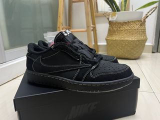 (Category: ) located in . Submitted by hypebeast2024 (Listing ID 1399745493, Image 1). Description: .
