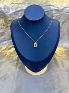 🌟品質保障🌟APM Monaco 密鑲十字架牌狀可調節項鍊64245520580739110