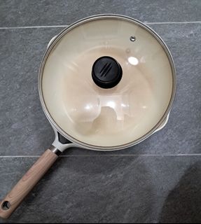 （分類：）位於 。 由 user883 提交（商品編號 1399749427，圖片 1）。簡介： 。