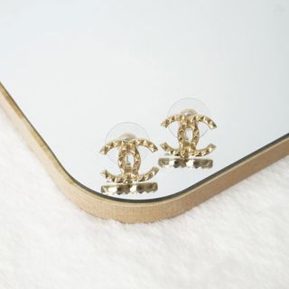 ACCESSORIES Collection item 3