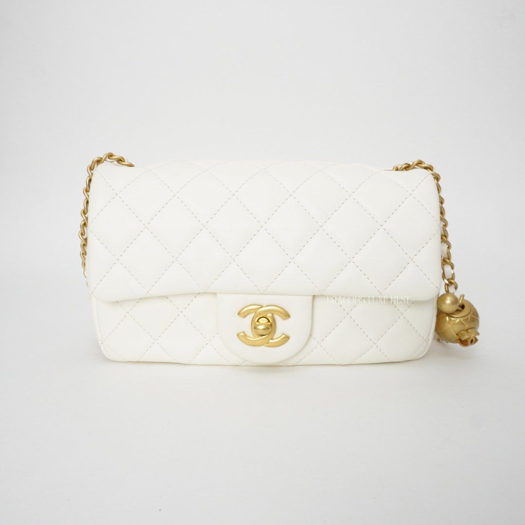 Chanel Lambskin Pearl Crush Mini Rectangle Flap GHW Microchip (Category: Luxury Bags & Wallets) located in Taguig. Submitted by dluxenest (Listing ID 1399815956, Image 2). Description: Inclusion: dust bag You may follow us on IG : dluxenest FB : Dragons Luxe Nest.