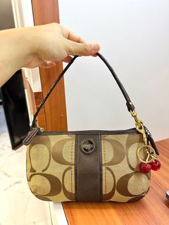(Category: ) located in . Submitted by baghavenph_ (Listing ID 1399822766, Image 1). Description: .
