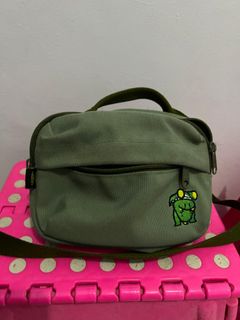 (Kategori: ) berada di . Dikirim oleh escure (ID iklan 1399654796, Gambar 1). Deskripsi: .