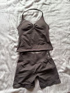 (Category: ) located in . Submitted by 164cm (Listing ID 1399739747, Image 1). Description: .