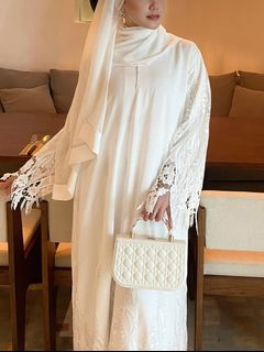 (Category: ) located in . Submitted by ssarahf (Listing ID 1399815678, Image 1). Description: .