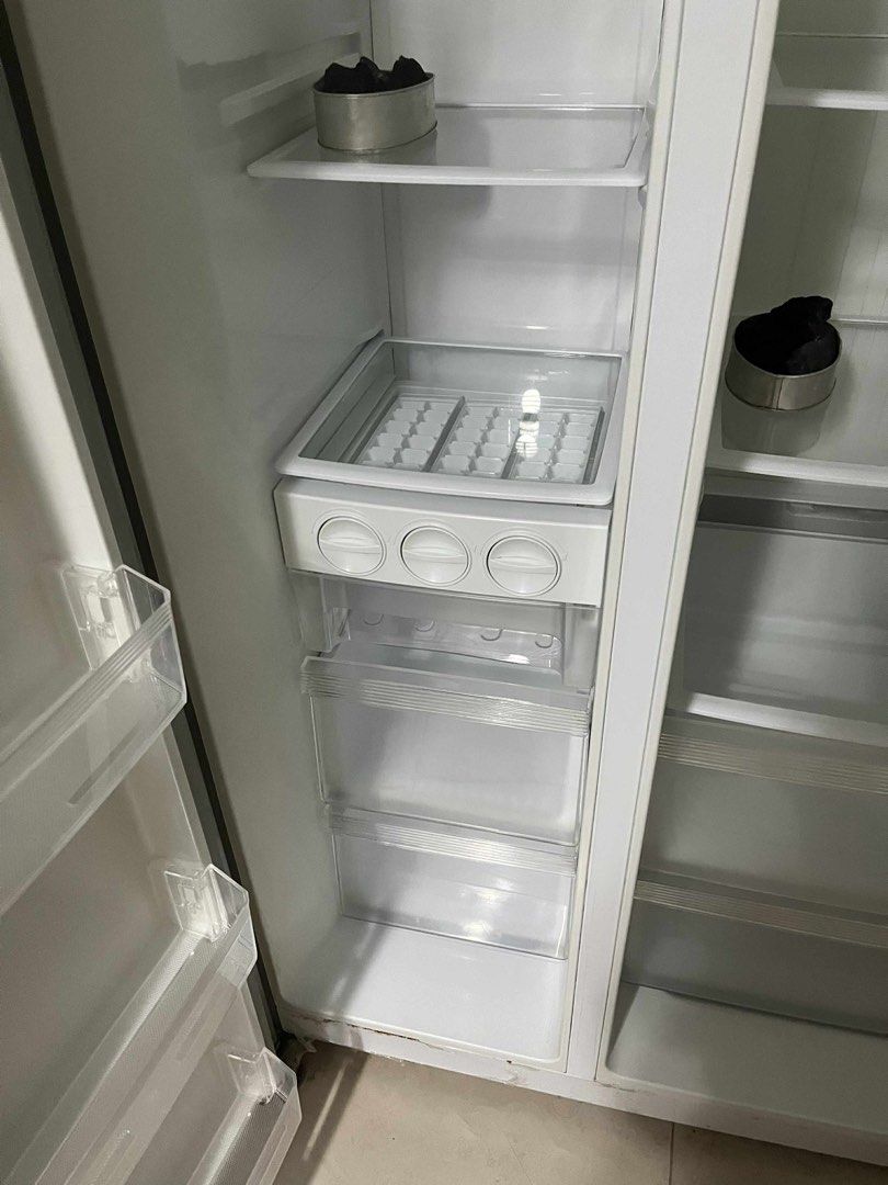 Fujidenzo Side-by-Side Refrigerator ISR-20SS (Category: Refrigerators and Freezers) located in Cainta. Submitted by naaaatalisod (Listing ID 1399773537, Image 3). Description: - Fujidenzo Side-by-Side Refrigerator (Model ISR-20SS) - Stainless steel finish - Spacious interior with multiple shelves and compartments Bought it for 36,000 Hindi na ginagamit. No issues.