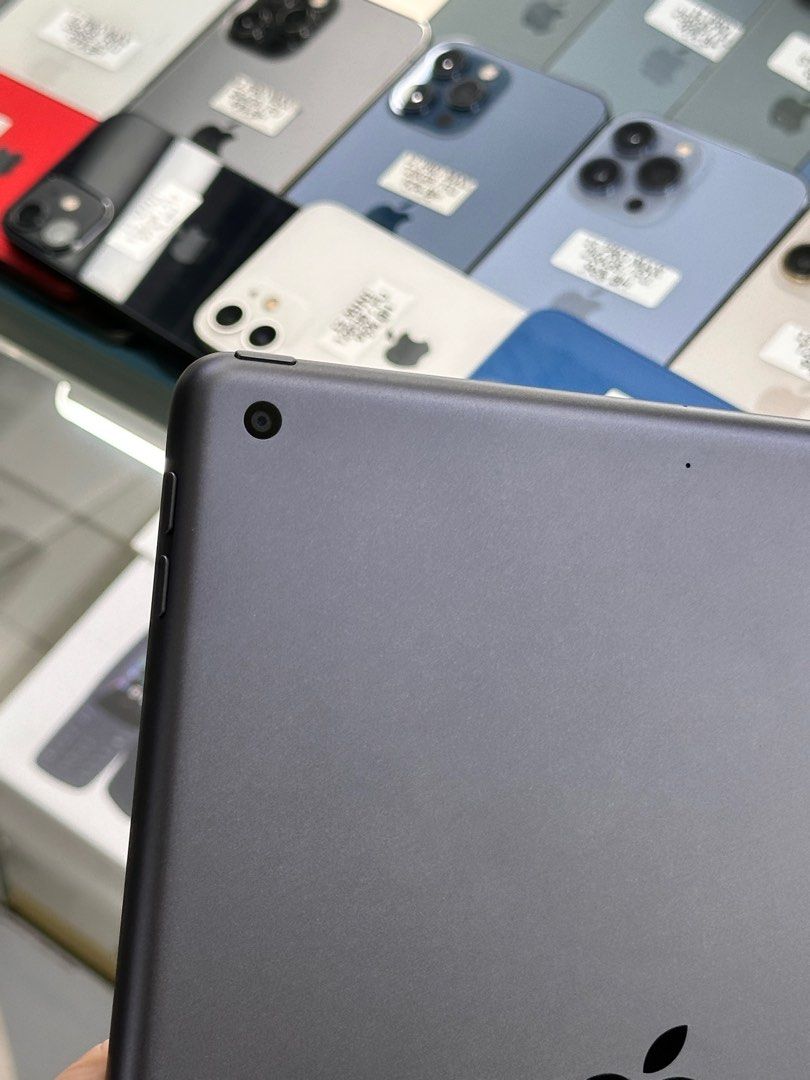 iPad 8th Gen 128GB Wifi Only No Issue (Category: iPad) located in Pasig City. Submitted by fairgadgetshop (Listing ID 1399670336, Image 2). Description: Buy • Sell • Trade • Swap Legit Seller w/ Physical Store Mabilis Kausap / Pass sa Scammer RFS: Buy and Sell 😊 Installment via Credit Card, GGives, Gcredit, SPaylater and Billease with additional interest We accepting Brandnew or Secondhand iPad 8th Gen 128GB WiFi Only No Issue Working Truetone/f