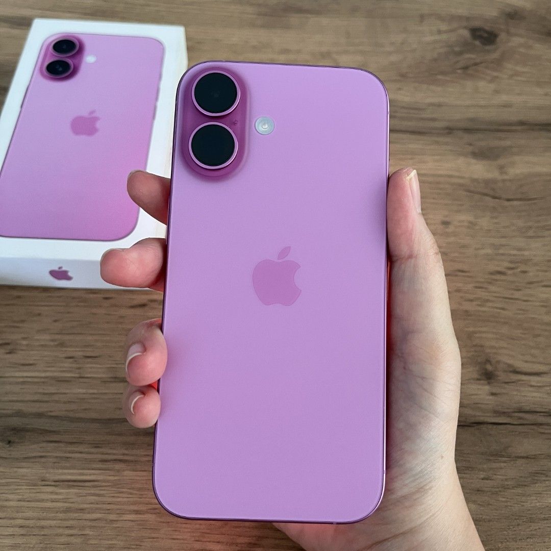 Iphone 16 256GB (Category: iPhone 16 Series) located in Pasig City. Submitted by hesamshahbazian92 (Listing ID 1399724510, Image 1). Description: iPhone 16 256GB 5 months old only with receipt under my name (lady owned) Pink color Warranty till April 2026 NTC, ANY SIM. With box and original cable (never used cable) Screen protection and case installed since day1 True tone, Face ID are all working Upgraded to the newest iOS 26 100% looks like bran