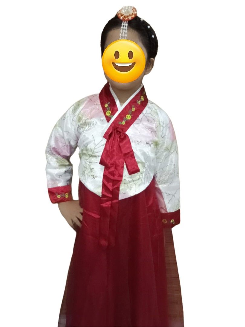 Korean Hanbok Costume 🇰🇷 (Category: Babies & Kids Fashion) located in Manila. Submitted by mumshiie.tindera (Listing ID 1399713455, Image 3). Description: - Authentic Korean Hanbok costume for children. - Set includes: traditional red and white dress, headpiece. (sash & flag not included) - Ideal for cultural events and themed parties..