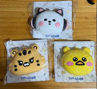 Lesserafim fims club 香港快閃店物品散子包/耳機包64246532913283110