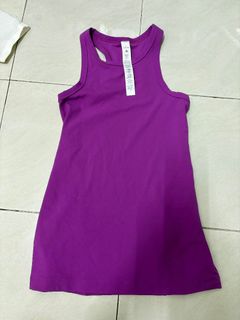 (Category: ) located in . Submitted by ccclearwardrobe (Listing ID 1399738010, Image 1). Description: .