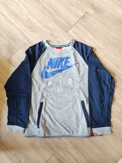Nike Air 童裝中碼灰色拼色圓領衛衣64246338042498110
