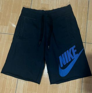 (Category: ) located in . Submitted by thriftsja (Listing ID 1399723554, Image 1). Description: .
