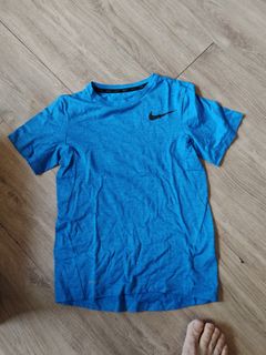 Nike Dri-FIT 童裝中碼藍色運動上衣64246852342529110