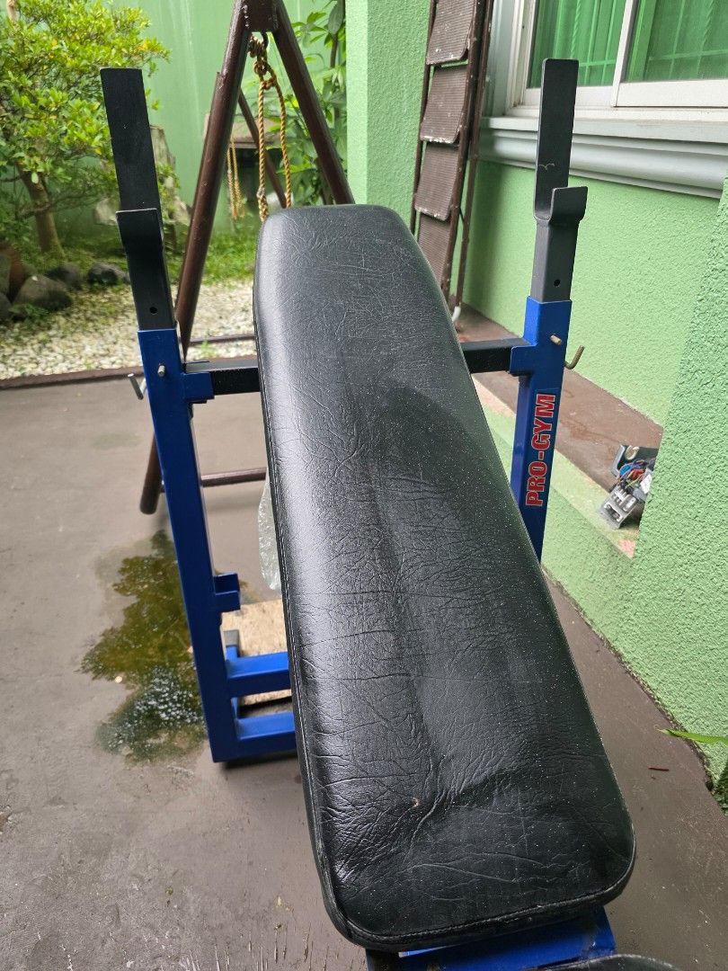 Pro-Gym Bench Press (Category: Weights & Dumbbells) located in Quezon City. Submitted by zabanana (Listing ID 1399680003, Image 2). Description: Pro-Gym Bench Press Reason for Selling: Decluttering Flaws: with rust underneath Payment Options: BPI, Unionbank, Gcash Delivery Fee: Buyer's Cost.